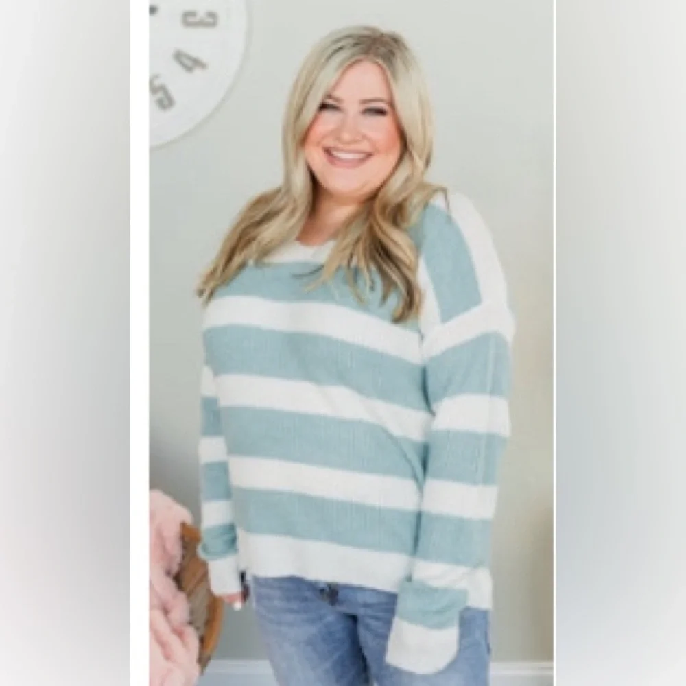 Medium ADORA Perfectly Me, Knit Sweater, Blue and Off-W hite - Picture 4 of 4